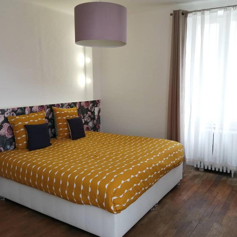 Vatan Le Relais Des Roses- Chambres D'Hotes מראה חיצוני תמונה