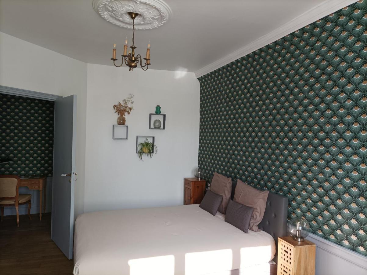 Vatan Le Relais Des Roses- Chambres D'Hotes מראה חיצוני תמונה