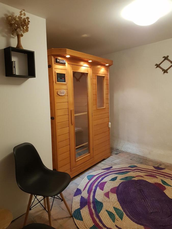 Vatan Le Relais Des Roses- Chambres D'Hotes מראה חיצוני תמונה
