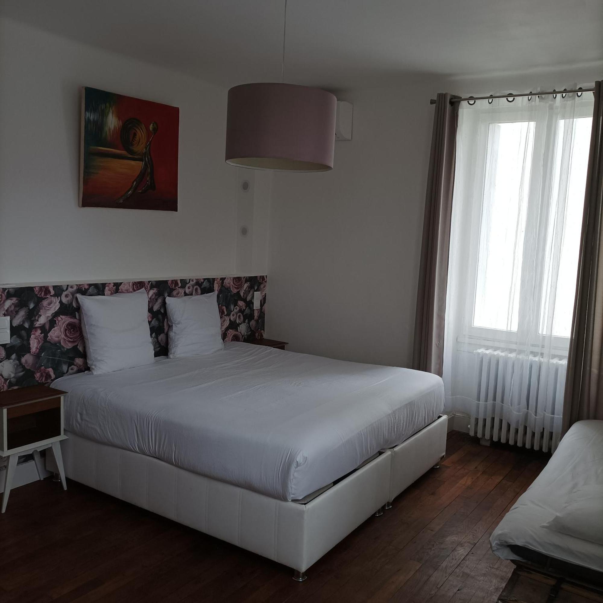 Vatan Le Relais Des Roses- Chambres D'Hotes מראה חיצוני תמונה